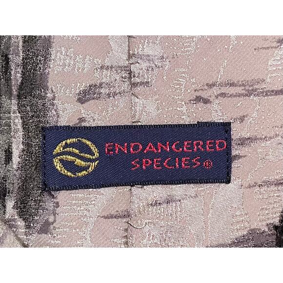 Endangered Species Silk Tie, Made in USA, Wolves, Wolf Tie, 55" - Picture 3 of 8